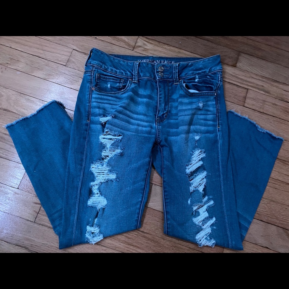 AE Crop jeans